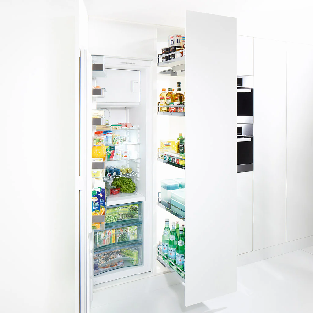 Convoy Centro Pull-Out Pantry - Image 5